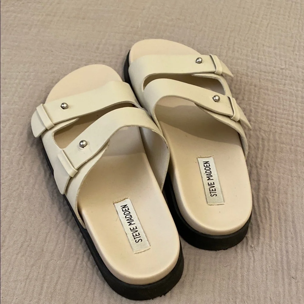 Steve Madden Mariel Ivory Slide Sandals. Size 8 . Worn once - Picture 5 of 6